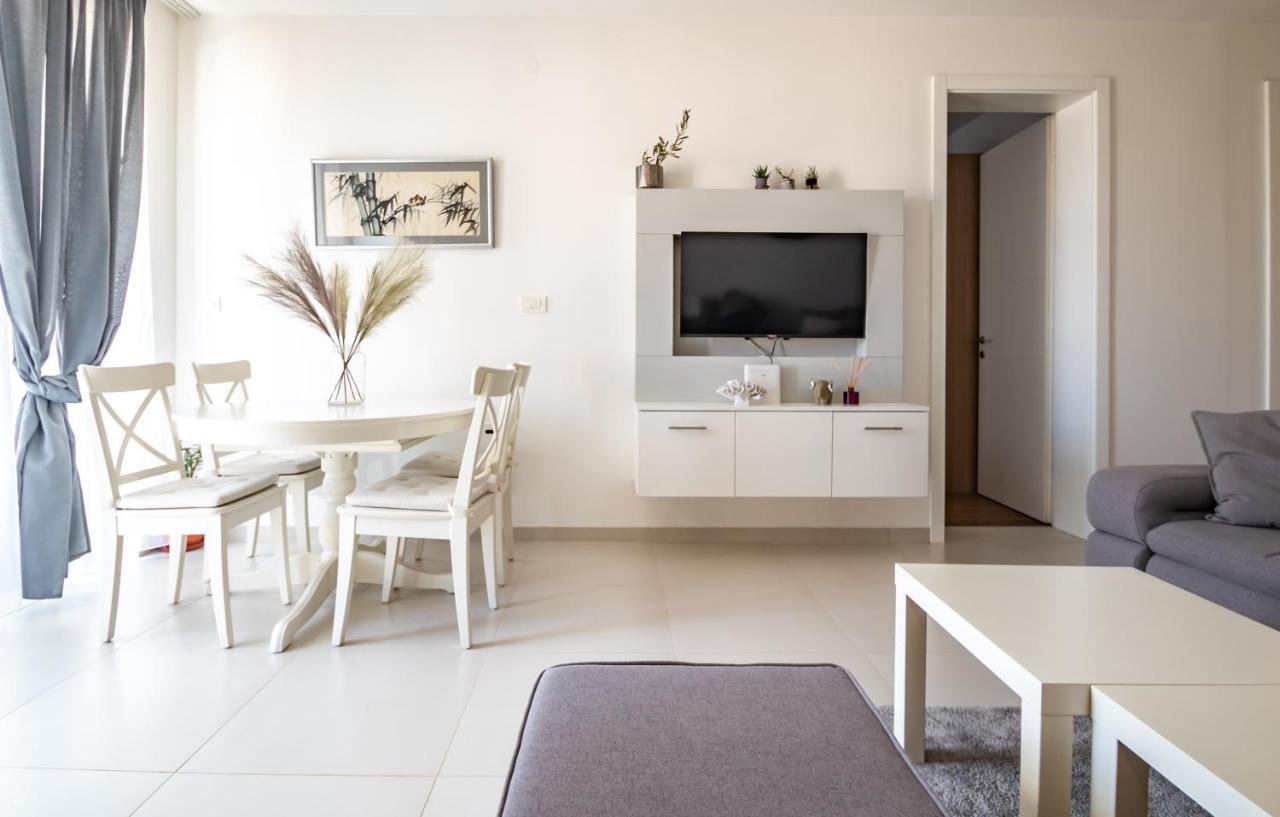 Boutique La Perla Jacuzzi Daire Murter Dış mekan fotoğraf